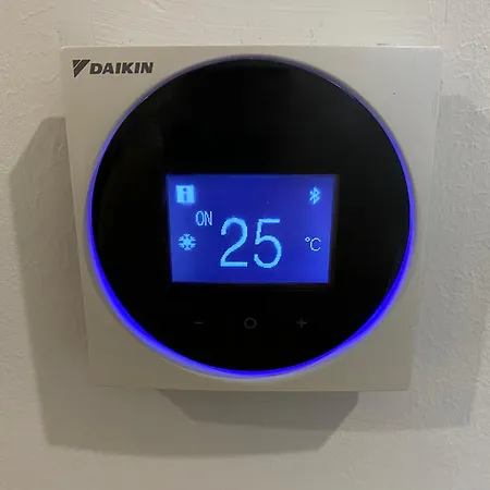 לינה וארוחת בוקר Fgb 3*